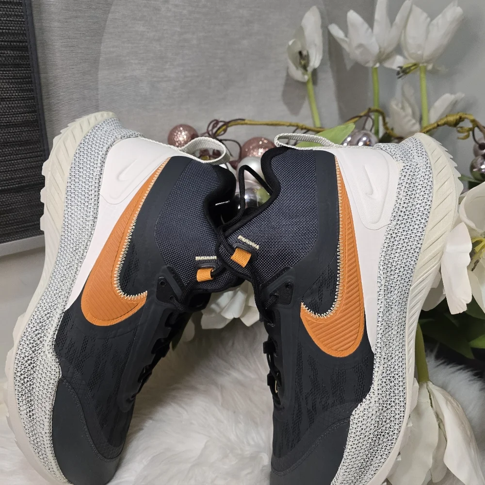 Nike React SFB Carbon 